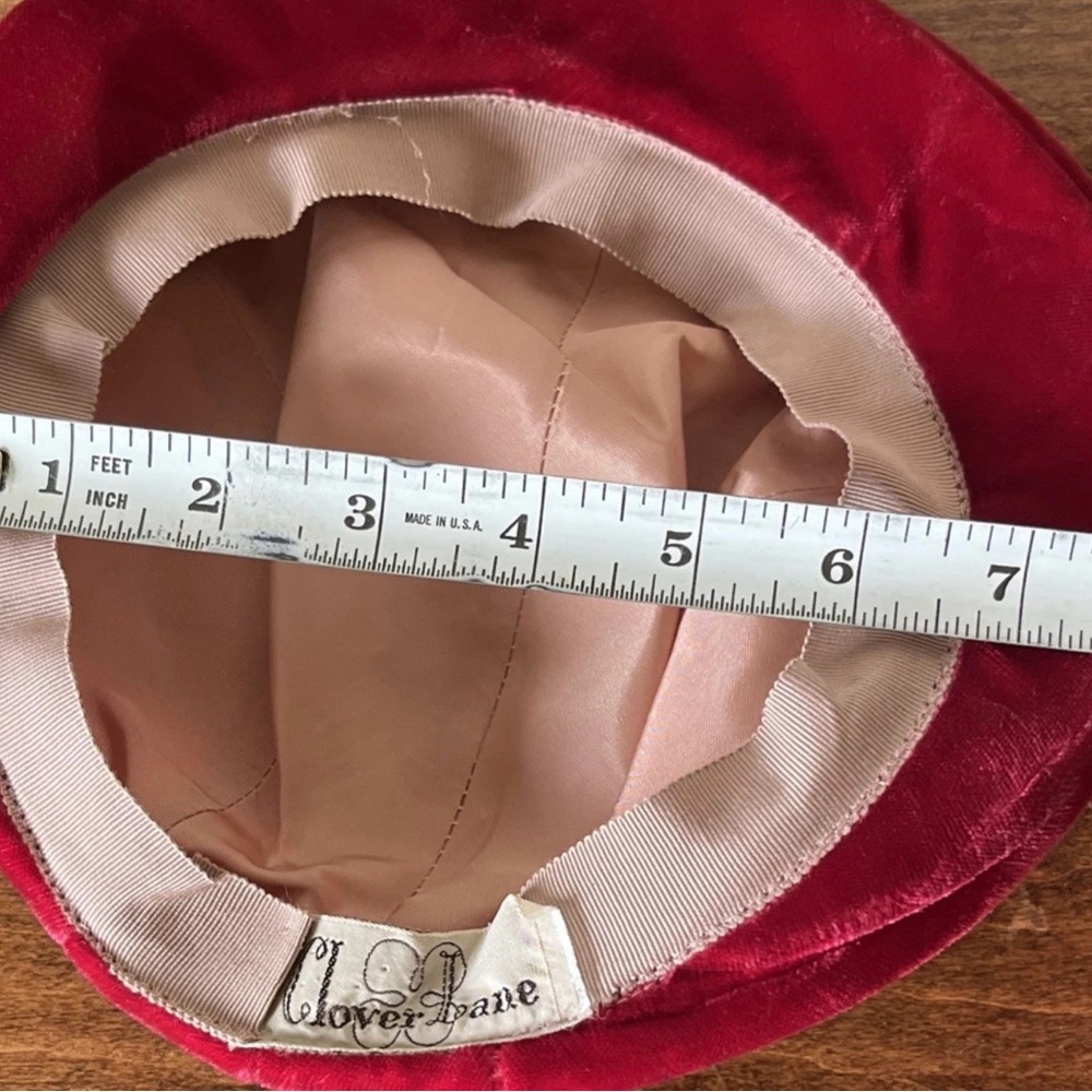 Clover Lane Vintage Velvet Beret - Small Billed Cap - Art Deco Era 30’s/40’s - Picture 7 of 7